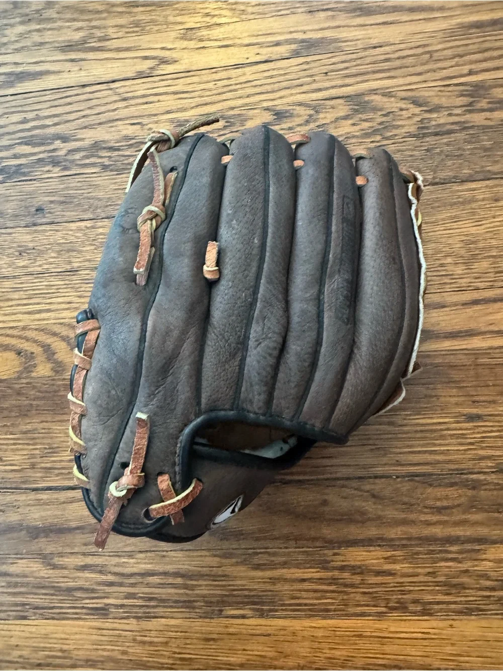Nike KDR-1200 11” Baseball Softball Glove Right Hand Nike Brown and Tan Leather